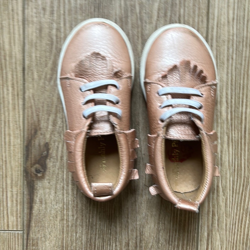 Freshly Picked rose gold sneaker, size 7